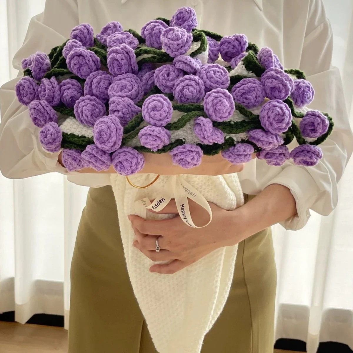 Tiktrove Bouquet Blanket - Image 5