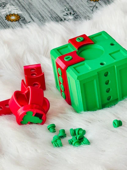🎁 The Prank Box – Hilarious Screw Challenge with Middle Finger Surprise 🤪🖕 - Image 2